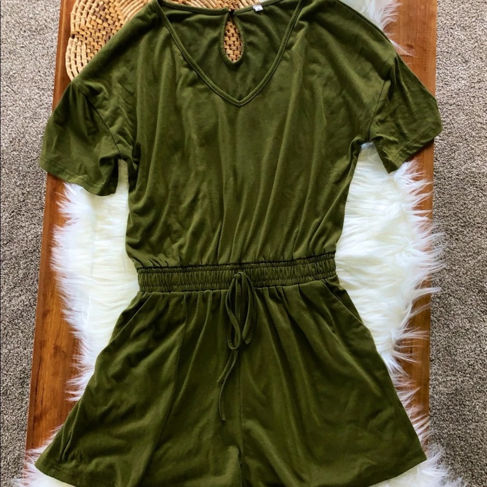 Amazon fashion | olive green romper